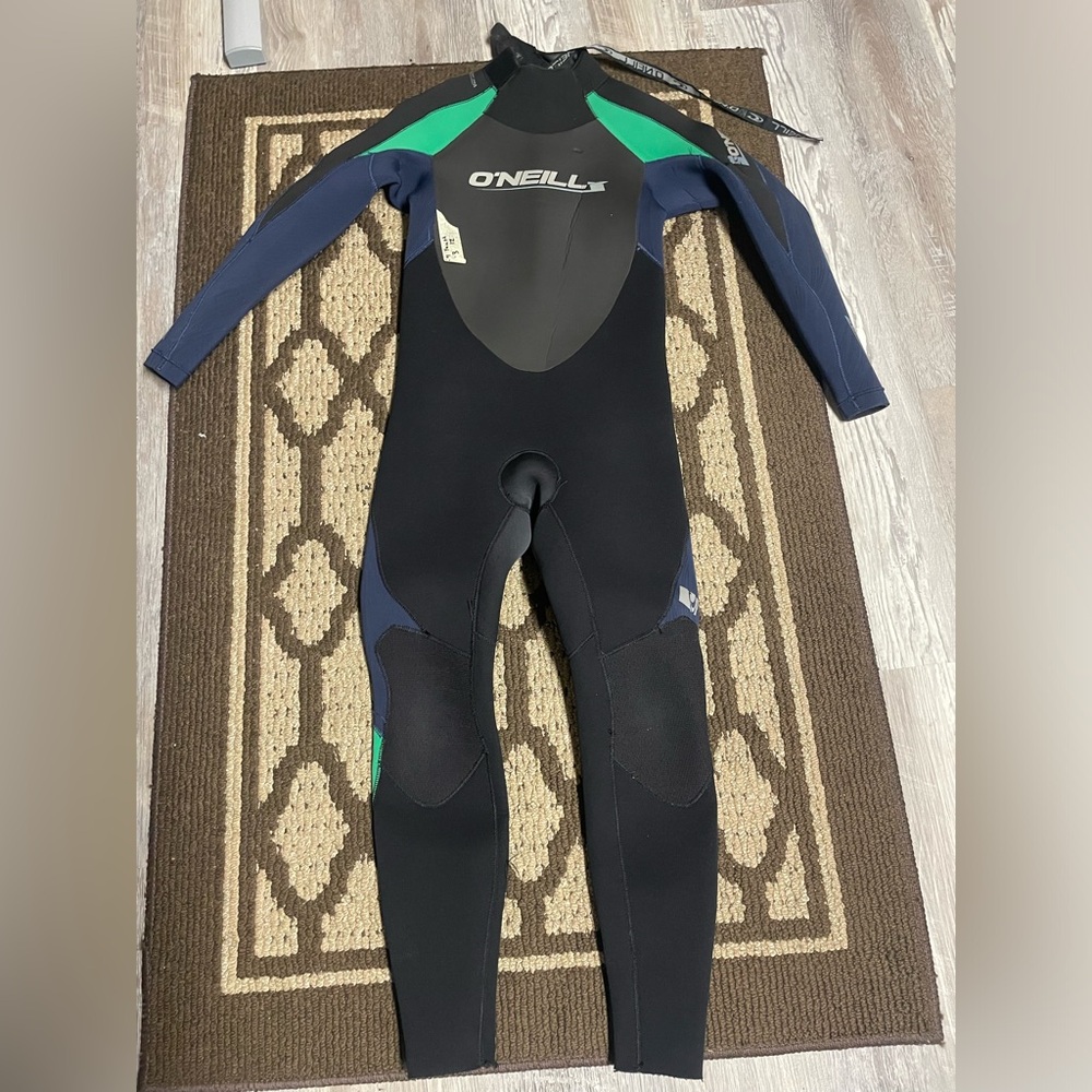 O’Neill 4/3MM Youth Size 12 Back Zip Full Wetsuit